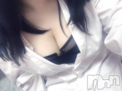 新潟デリヘル 奥様特急 新潟店(オクサマトッキュウニイガタテン) ろっか(23)の1月10日写メブログ「お礼💌 このゆびと～まれ 113号室のH様🫶」