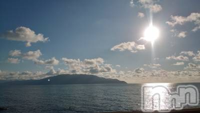 上越デリヘル らぶ妻　～新潟の人妻が集う店～(ラブツマ) 石野さとみ★淫ら(47)の10月13日写メブログ「連休だなぁ」