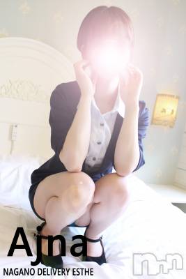 体験 うた(24) 身長156cm、スリーサイズB86(E).W57.H85。長野風俗エステ salon Ajna(アジュナ)在籍。