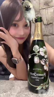 Ӥ( ˆoˆ )/