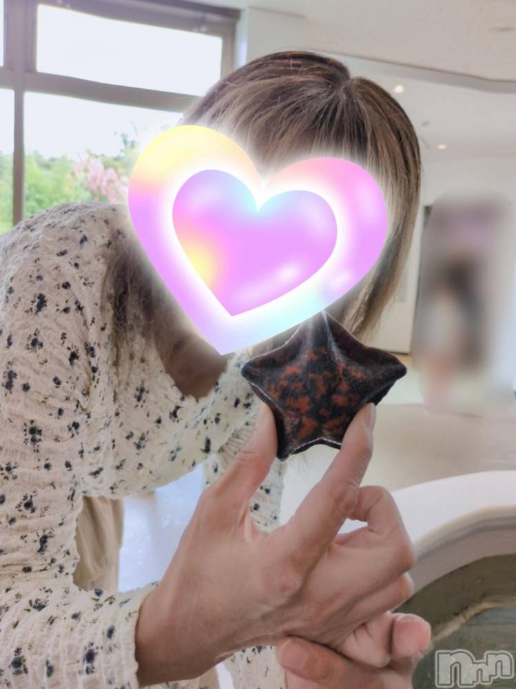 三条デリヘル新潟三条燕ちゃんこ(ニイガタサンジョウツバメチャンコ) しおり(44)の10月5日写メブログ「5日(日)出勤します」