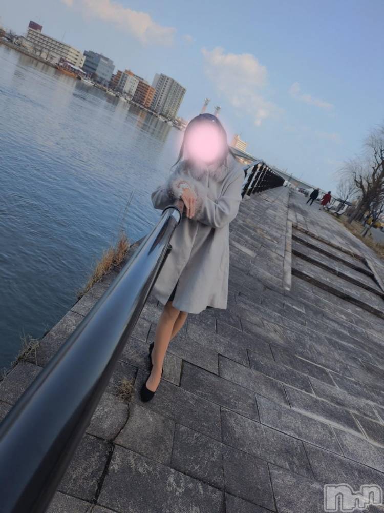 三条デリヘル新潟三条燕ちゃんこ(ニイガタサンジョウツバメチャンコ) しおり(44)の12月31日写メブログ「フローレス12号室のお客様へ」