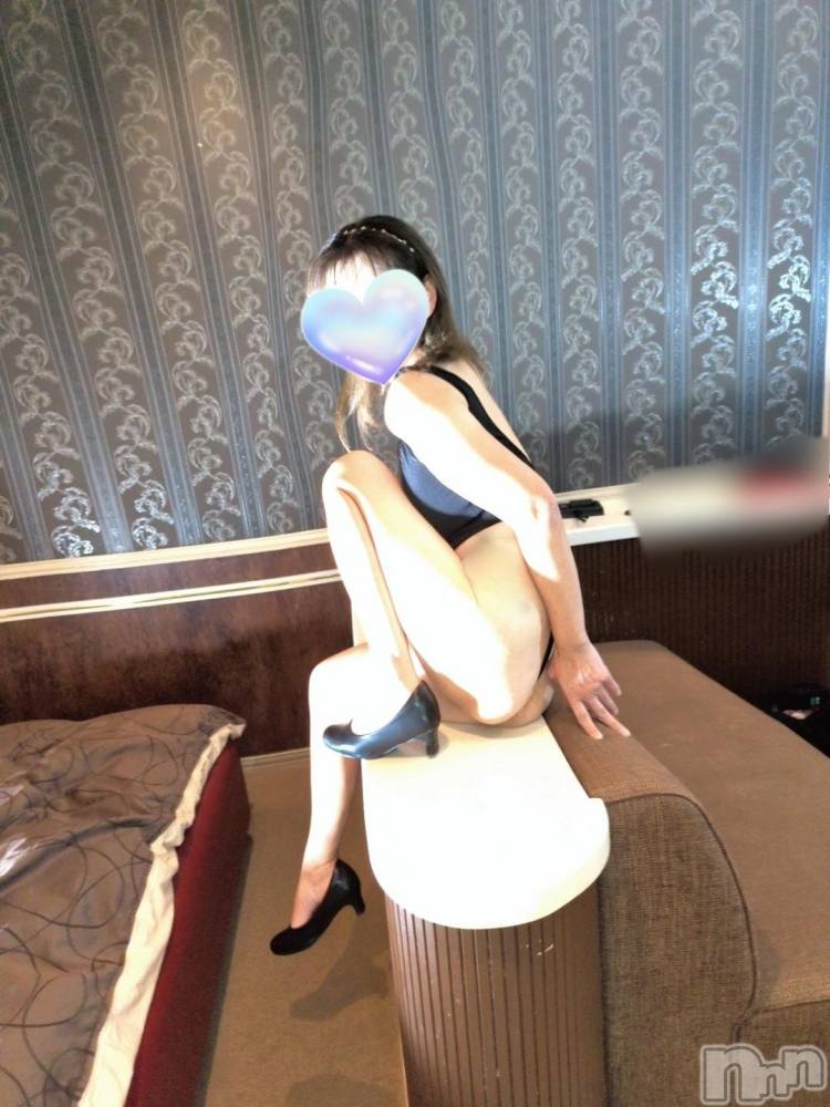 三条デリヘル新潟三条燕ちゃんこ(ニイガタサンジョウツバメチャンコ) しおり(44)の1月7日写メブログ「フローレス10号室のお客様へ」