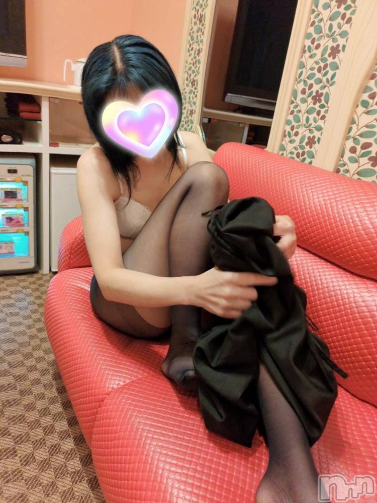 三条デリヘル新潟三条燕ちゃんこ(ニイガタサンジョウツバメチャンコ) しおり(44)の4月18日写メブログ「日曜よろしくお願いします」