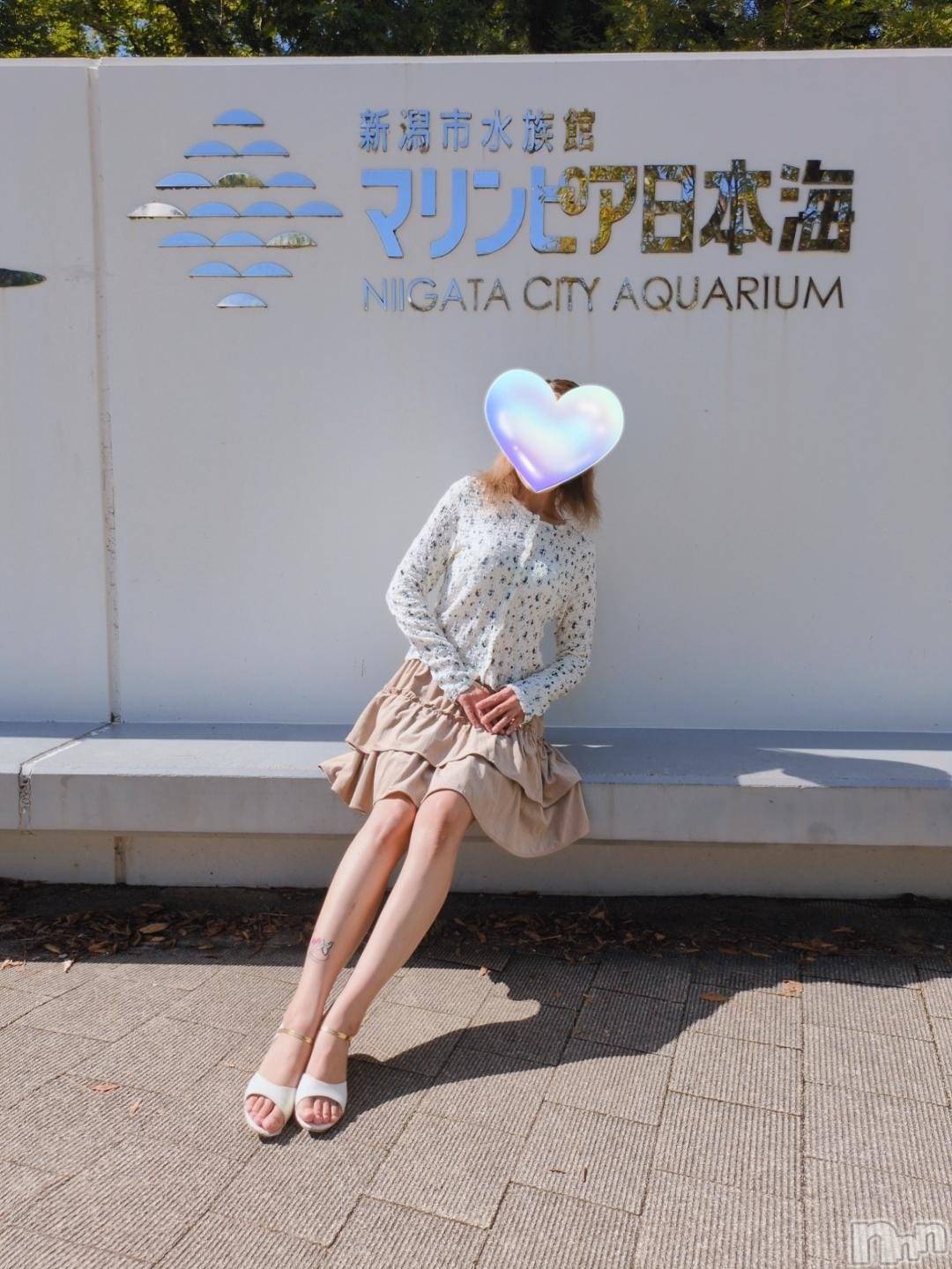 三条デリヘル新潟三条燕ちゃんこ(ニイガタサンジョウツバメチャンコ)しおり(44)の2025年10月1日写メブログ「1日(水)出勤します」