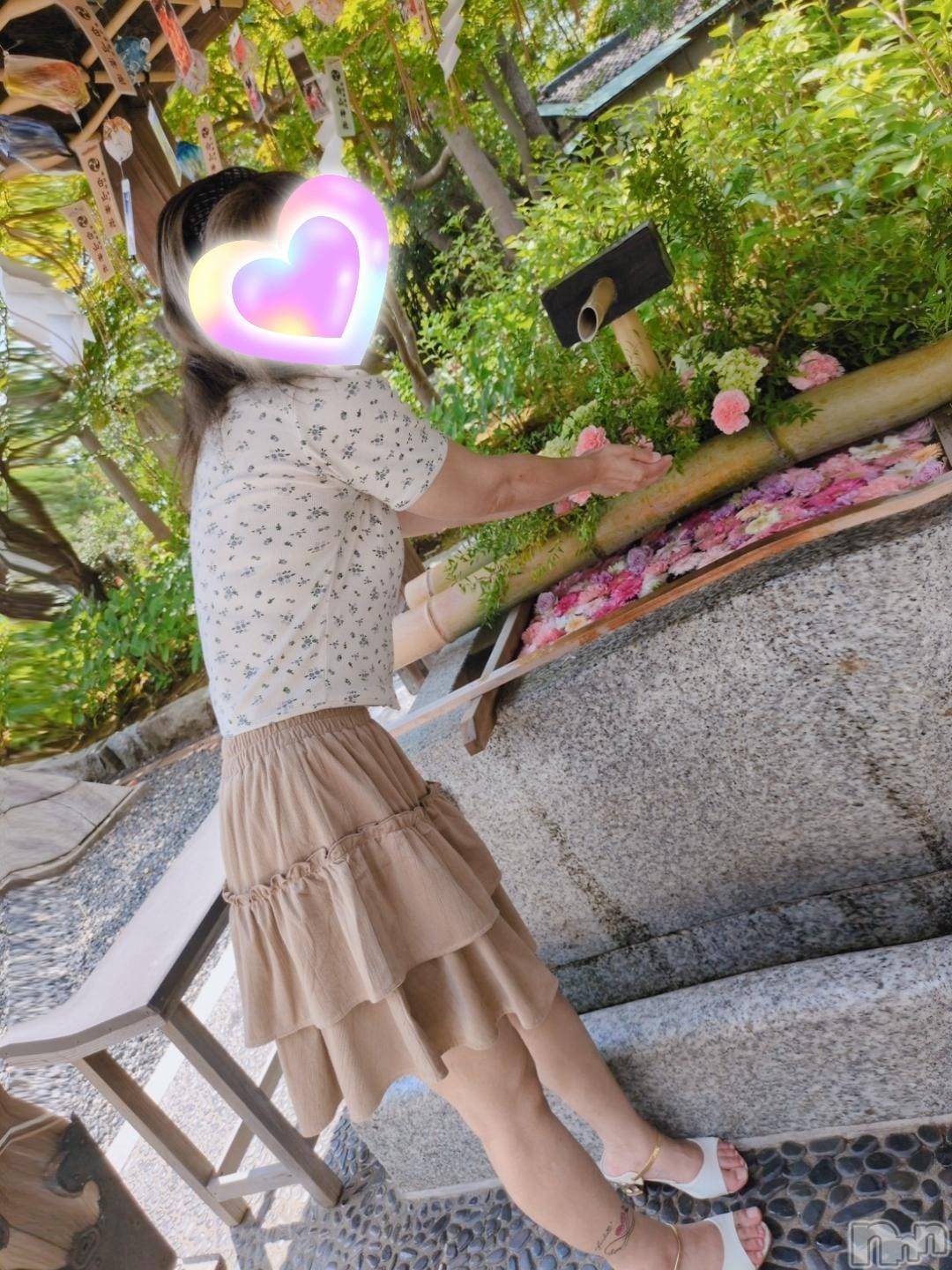 三条デリヘル新潟三条燕ちゃんこ(ニイガタサンジョウツバメチャンコ)しおり(44)の2025年10月22日写メブログ「お客様方へ、ご連絡です。」