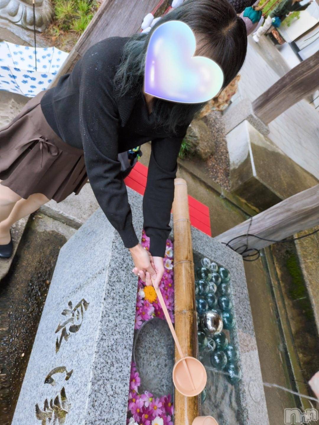 三条デリヘル新潟三条燕ちゃんこ(ニイガタサンジョウツバメチャンコ)しおり(44)の2025年11月12日写メブログ「12日(水)出勤します」