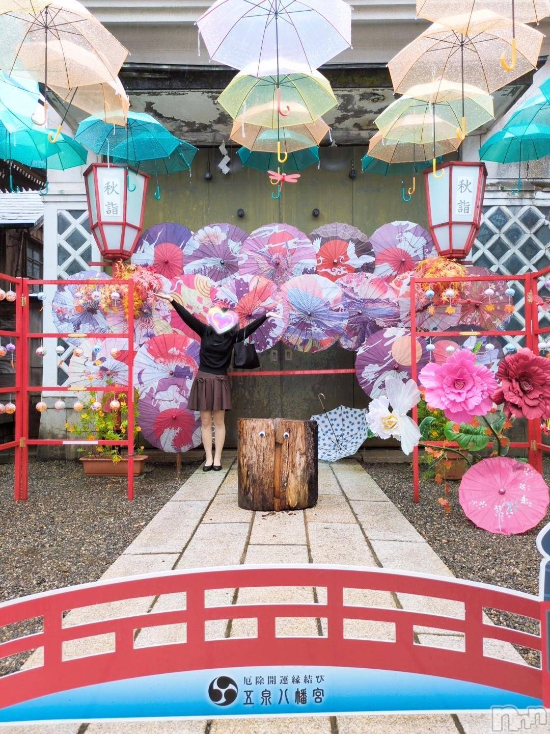 三条デリヘル新潟三条燕ちゃんこ(ニイガタサンジョウツバメチャンコ)しおり(44)の2025年11月18日写メブログ「18日(火)出勤します」