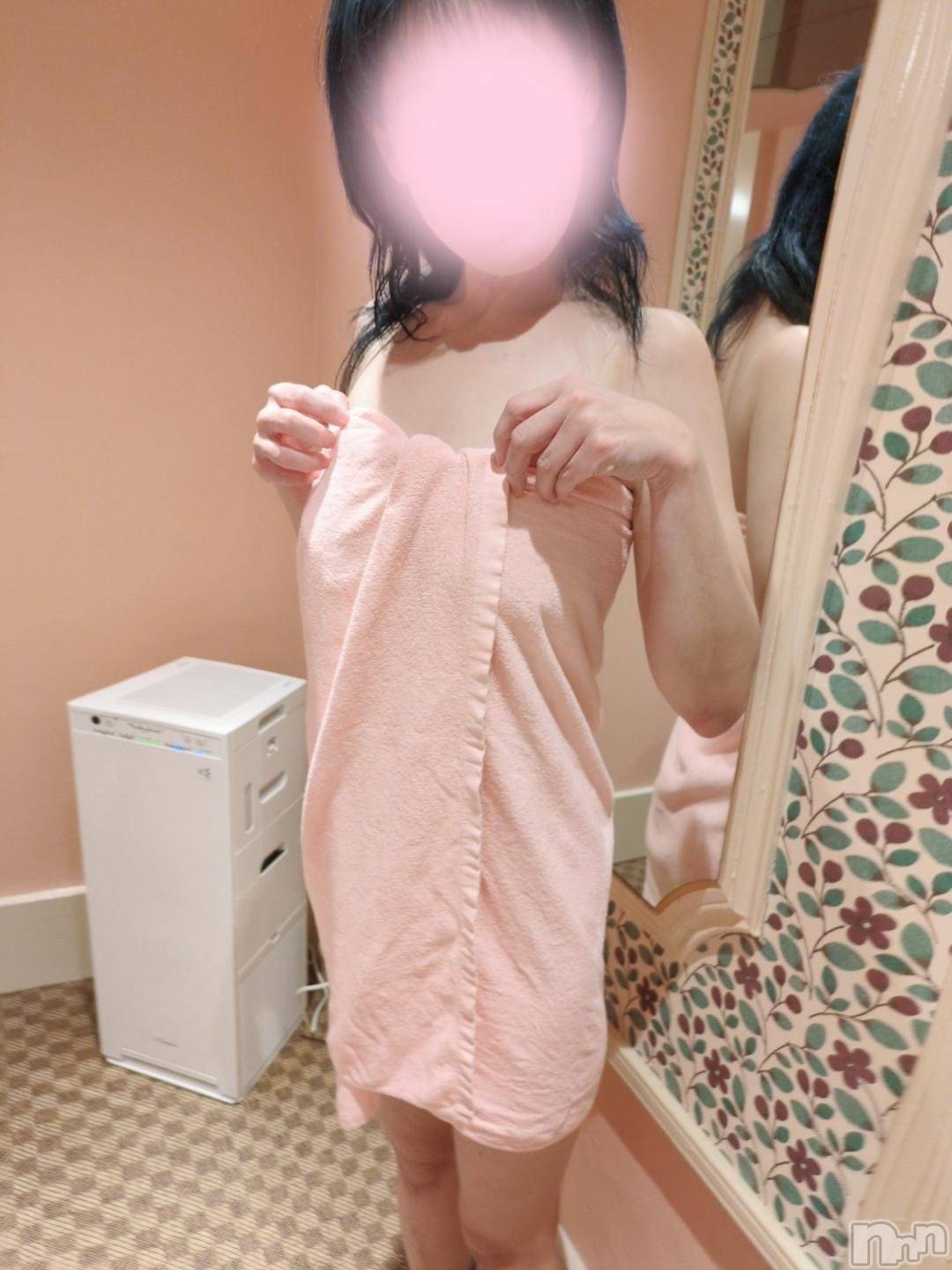 三条デリヘル新潟三条燕ちゃんこ(ニイガタサンジョウツバメチャンコ)しおり(44)の2026年2月23日写メブログ「フローレス12号室のお客様へ」