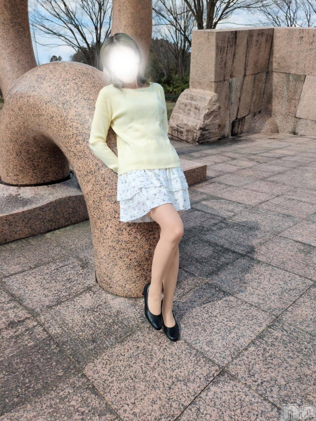 三条デリヘル新潟三条燕ちゃんこ(ニイガタサンジョウツバメチャンコ)しおり(44)の2026年3月30日写メブログ「30日(月)出勤します」