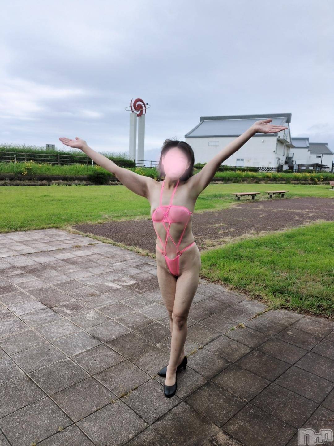 三条デリヘル新潟三条燕ちゃんこ(ニイガタサンジョウツバメチャンコ)しおり(44)の2026年6月27日写メブログ「ファースト33号室のお客様へ」