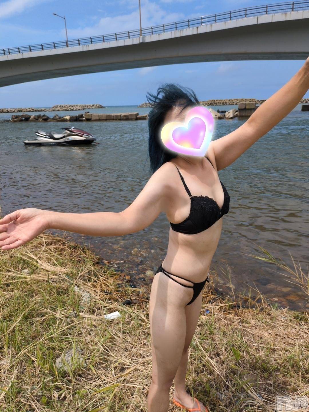 三条デリヘル新潟三条燕ちゃんこ(ニイガタサンジョウツバメチャンコ)しおり(44)の2026年8月20日写メブログ「フローレス10号室のお客様へ」