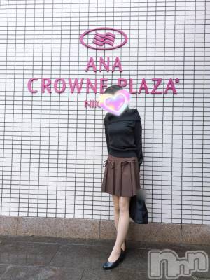 三条デリヘル 新潟三条燕ちゃんこ(ニイガタサンジョウツバメチャンコ) しおり(44)の10月31日写メブログ「フローレス7号室のお客様へ」