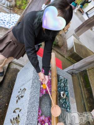 三条デリヘル 新潟三条燕ちゃんこ(ニイガタサンジョウツバメチャンコ) しおり(44)の11月12日写メブログ「12日(水)出勤します」