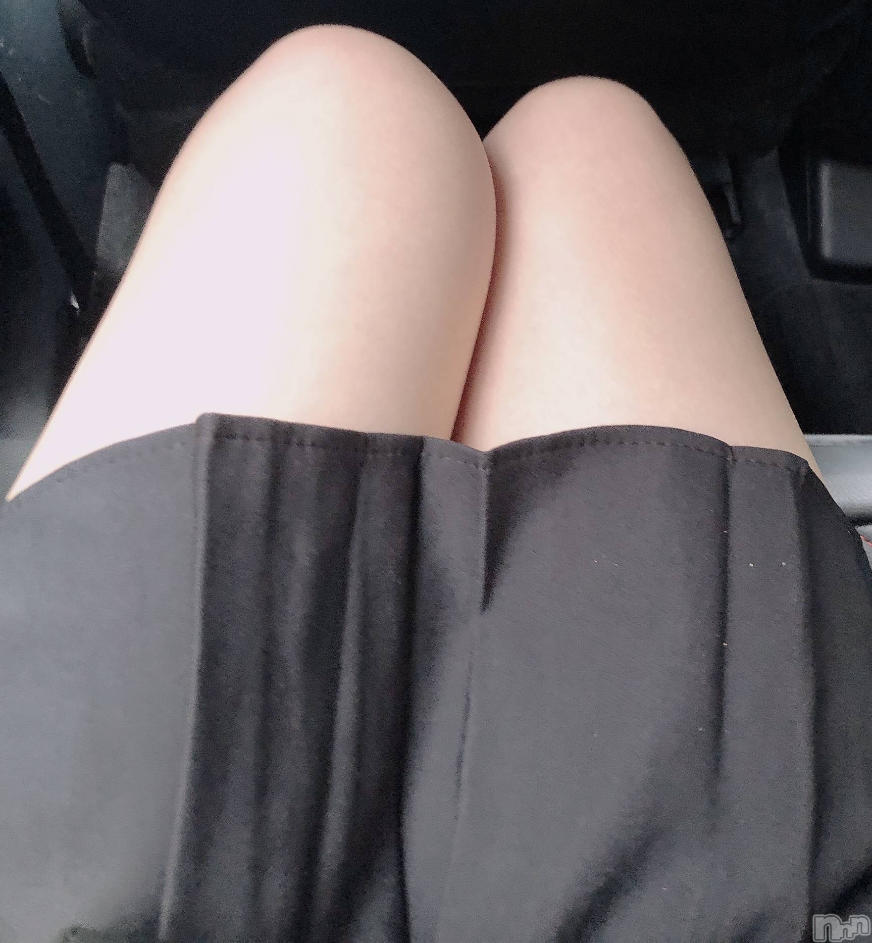 新潟デリヘル奥様特急 新潟店(オクサマトッキュウニイガタテン)みこと(19)の2023年6月23日写メブログ「出勤します！」