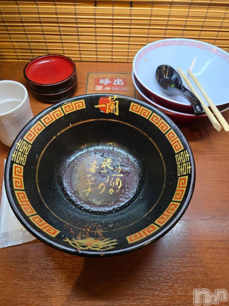 松本発ぽっちゃりちゃんこ長野　塩尻北IC店(チャンコナガノ　シオジリキタインターチェンジテン) ひじり(27)の11月21日写メブログ「ひじり旅行記3「一蘭で完飲」」