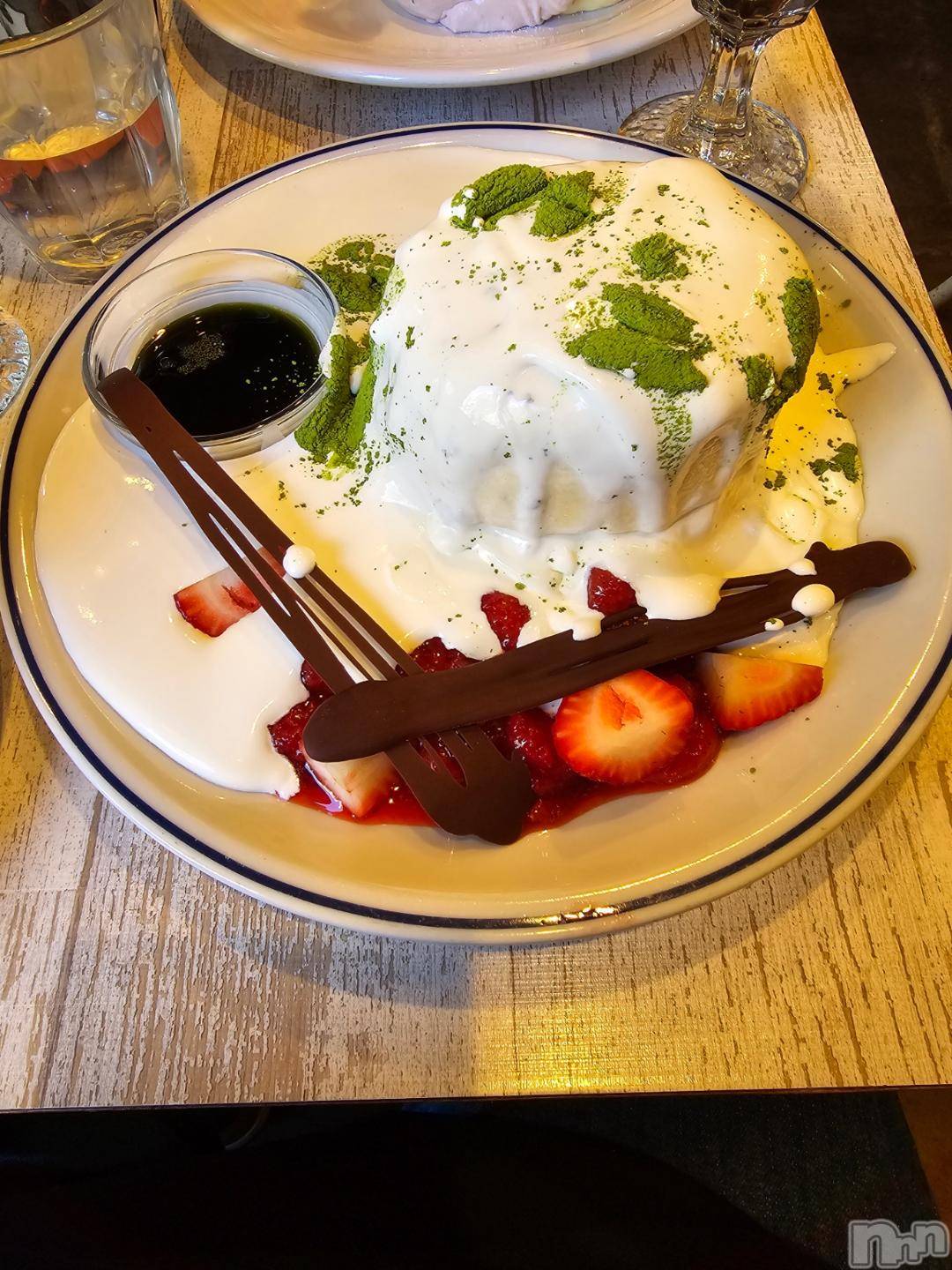 松本発ぽっちゃりちゃんこ長野　塩尻北IC店(チャンコナガノ　シオジリキタインターチェンジテン)ひじり(27)の2024年11月17日写メブログ「ひじり旅行記2「パンケーキで胃もたれ」」