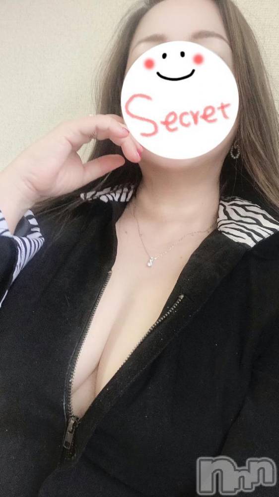 新潟人妻デリヘル熟女の風俗 最終章(ジュクジョノフウゾクサイシュウショウ) ほのか(54)の12月13日写メブログ「本日ご案内ラスト1枠です」