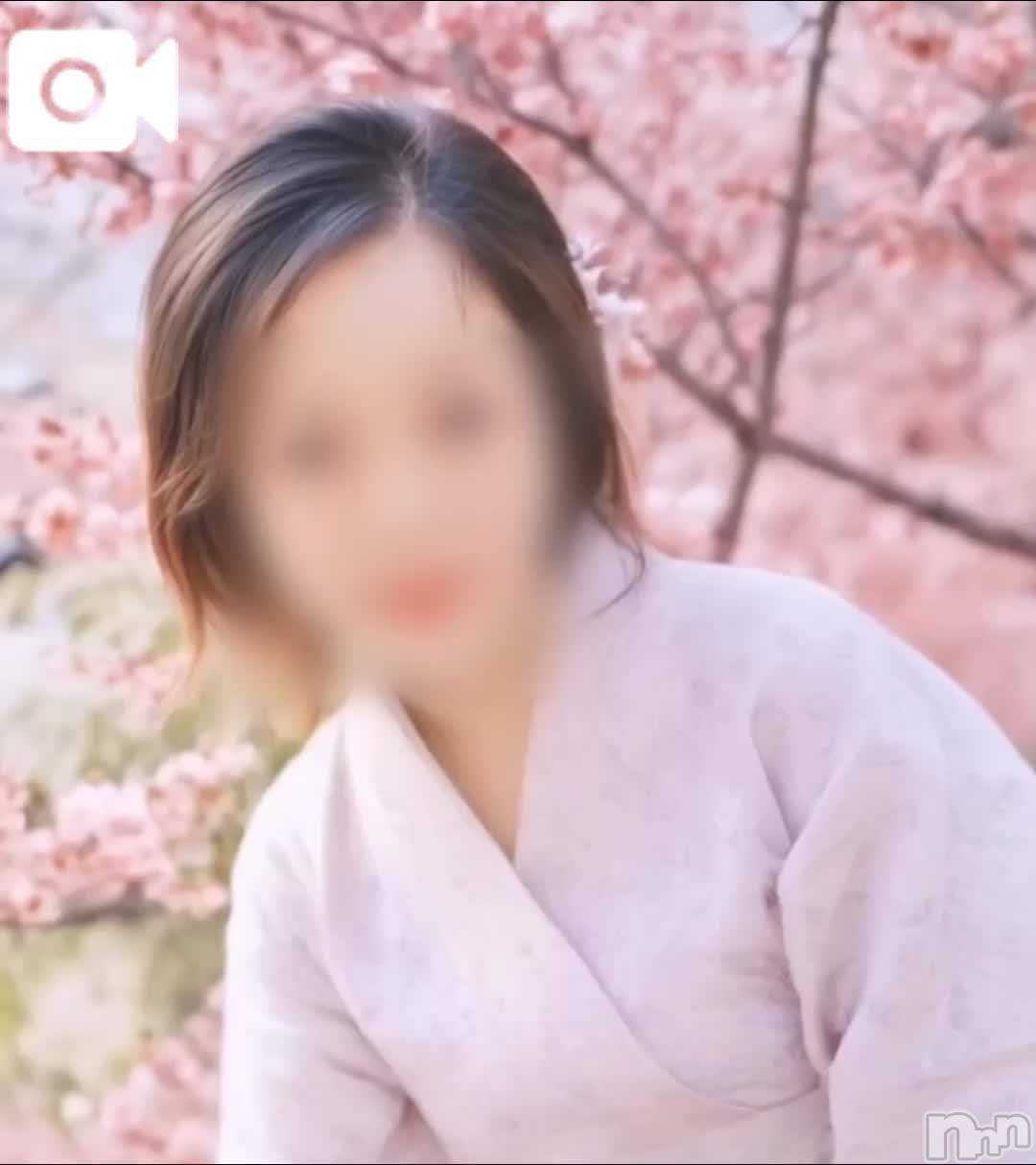 新潟人妻デリヘル熟女の風俗 最終章(ジュクジョノフウゾクサイシュウショウ)ほのか(54)の2025年4月12日写メブログ「キミ待つ春♡直近の出勤&ご予約状況」