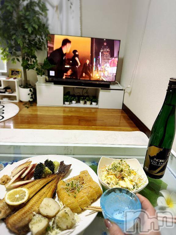 新潟人妻デリヘル熟女の風俗 最終章(ジュクジョノフウゾクサイシュウショウ)ほのか(54)の2025年4月16日写メブログ「今日はお家で」