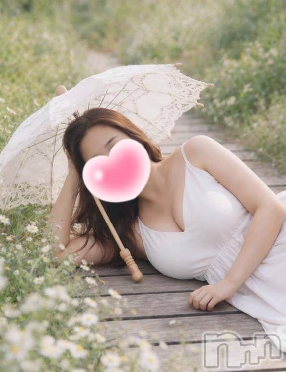 新潟デリヘル熟女の風俗 最終章(ジュクジョノフウゾクサイシュウショウ)ほのか(54)の2026年4月10日写メブログ「春雨も憂いが色香に変わる♡出勤しました」