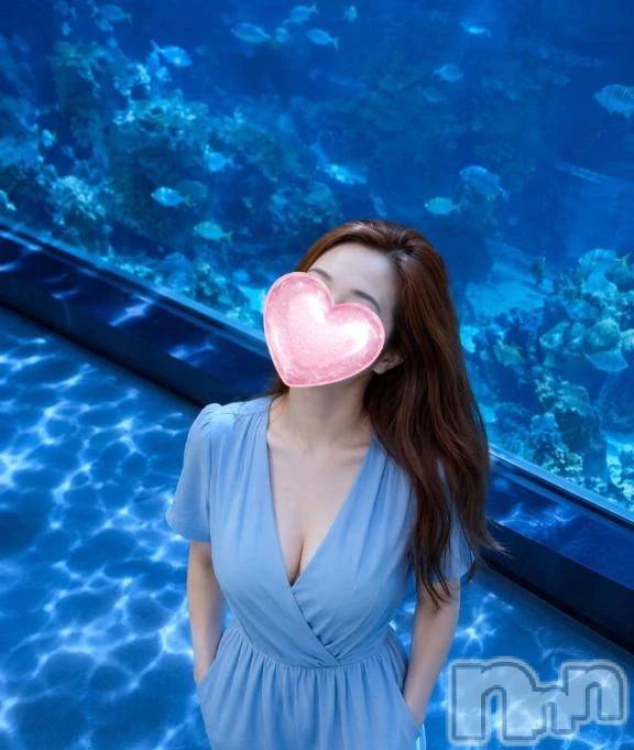 新潟デリヘル熟女の風俗 最終章(ジュクジョノフウゾクサイシュウショウ)ほのか(54)の2026年6月1日写メブログ「同じ空の下にいる幸せ♡直近の出勤&ご予約状況」