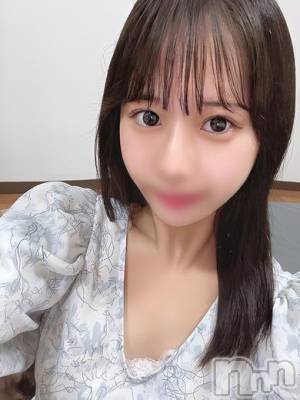 雨宮はづき(19) 身長158cm、スリーサイズB88(E).W57.H86。上越デリヘル RICHARD（リシャール）(リシャール)在籍。