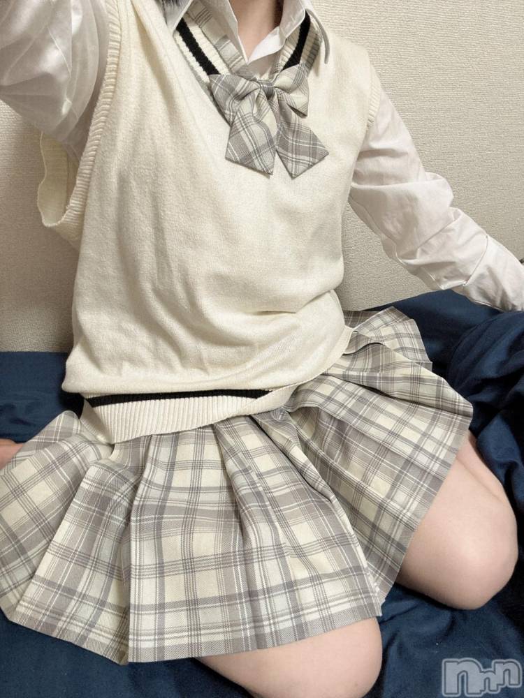 長岡デリヘル純・無垢(ジュンムク) こい(18)の11月28日写メブログ「ぱんぱん🍞」