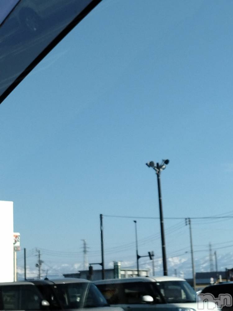上越人妻デリヘル上越最安値！奥様Deli急便(ジョウエツサイヤスネ！オクサマデリキュウビン) スレンダーエロ熟女　さやか(48)の3月10日写メブログ「青空の日」