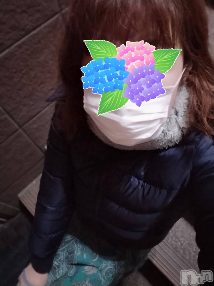 上越デリヘル上越最安値！奥様Deli急便(ジョウエツサイヤスネ！オクサマデリキュウビン) スレンダーエロ熟女　さやか(48)の4月3日写メブログ「出勤しました。」