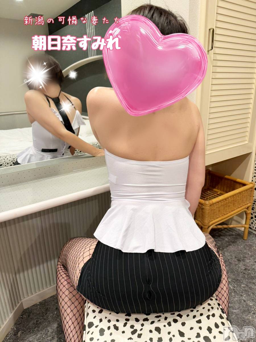 新潟人妻デリヘル新潟の可憐な妻たち～秘密の逢瀬～(ニイガタノカレンナツマタチ～ヒミツノオウセ～)朝日奈 すみれ(41)の2023年10月7日写メブログ「お仕事になりませーん」