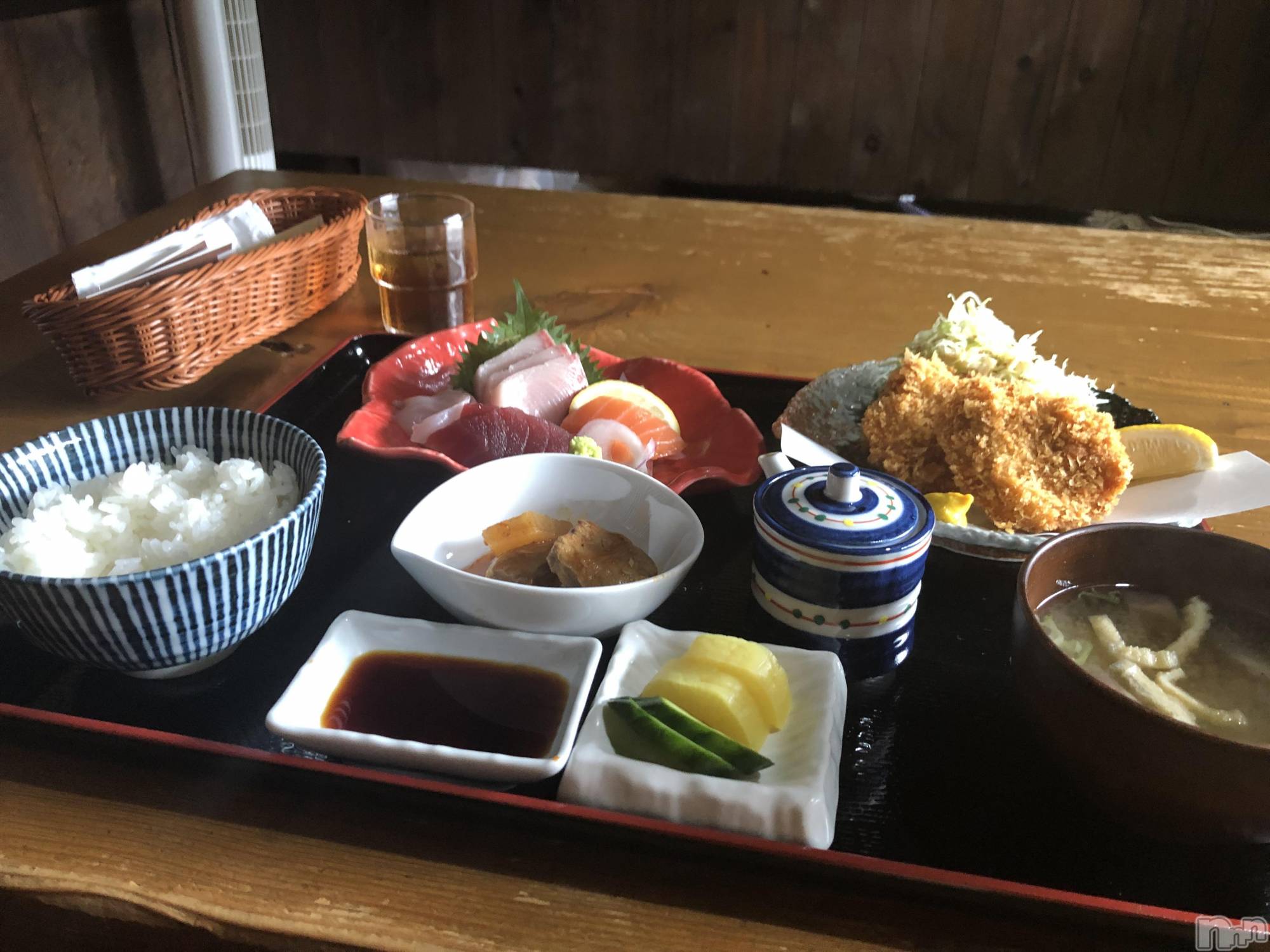 新潟人妻デリヘル新潟人妻　2nd Wife(セカンドワイフ)まい奥様(41)の2024年7月31日写メブログ「昨日のランチ🤭」