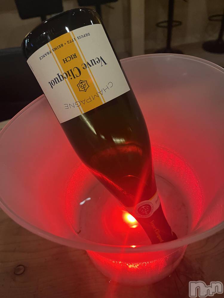 Įʥå륺СL'asile(饸) ߤ1011̥֥֤Фϡ