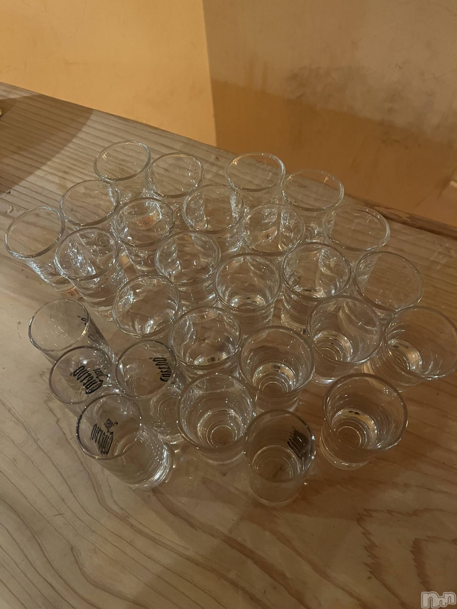 Įʥå륺СL'asile(饸) 2025ǯ223ֽ̥֥жФޤ