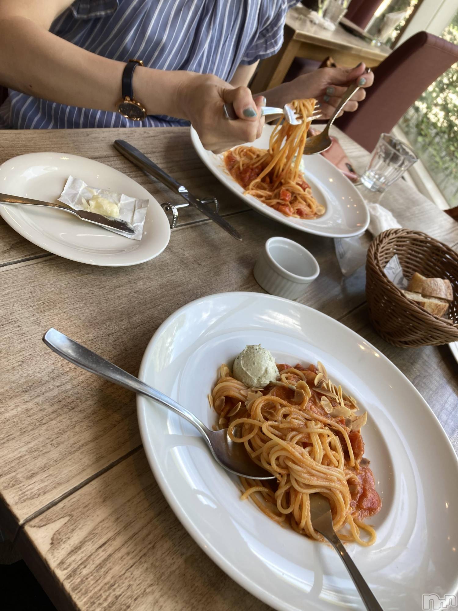 Х顦ֽϽХ Lips(奯祭Хåץ) 2025ǯ910̥֥֥ѥ🍝
