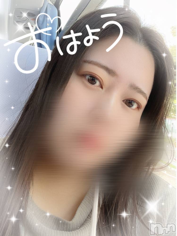 上越人妻デリヘル上越最安値！奥様Deli急便(ジョウエツサイヤスネ！オクサマデリキュウビン) 激レア単発「出勤　しゅり(26)の10月27日写メブログ「悩みどころ」