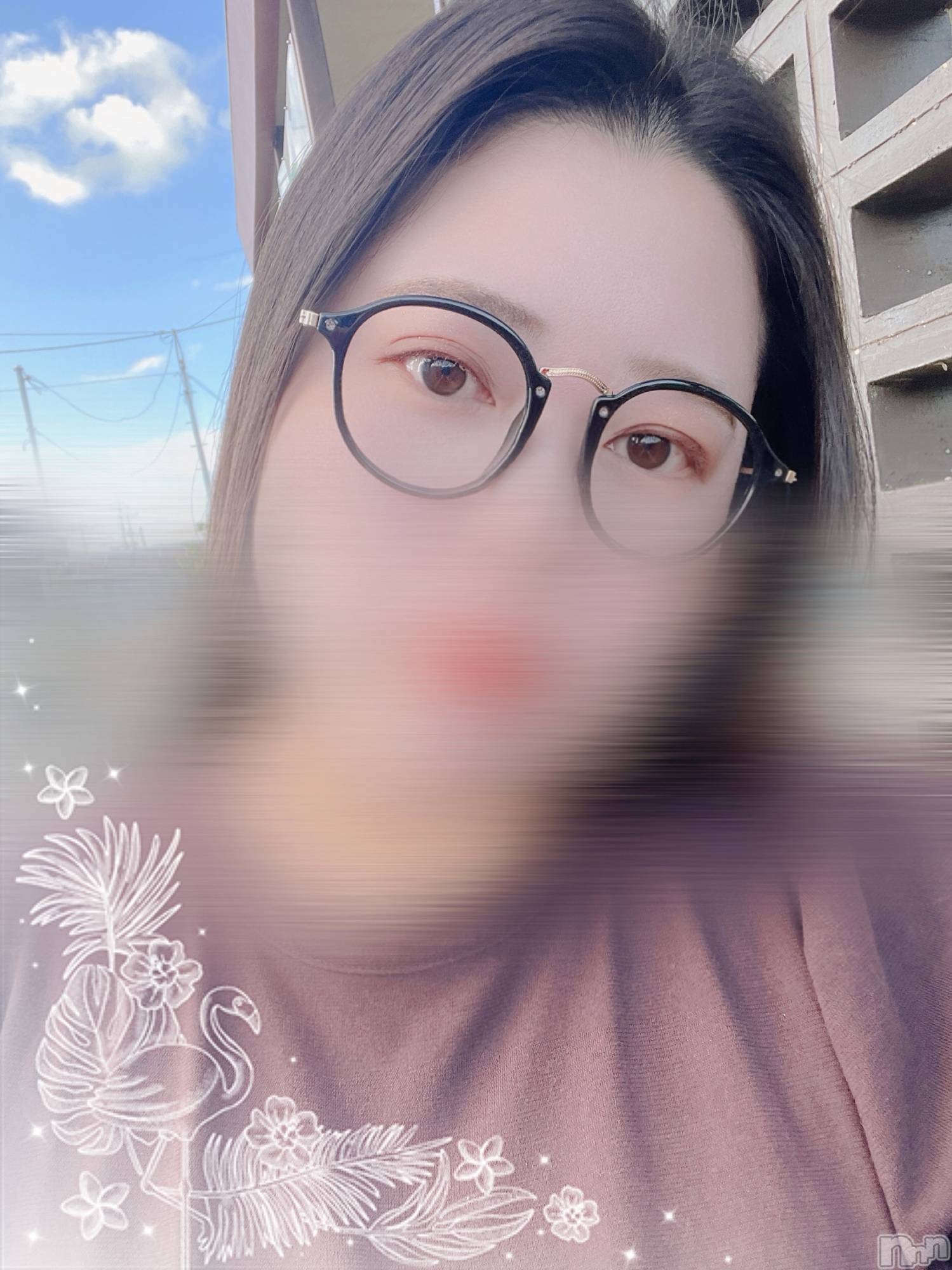上越人妻デリヘル上越最安値！奥様Deli急便(ジョウエツサイヤスネ！オクサマデリキュウビン)激レア単発「出勤　しゅり(26)の2024年8月11日写メブログ「はああああつい」