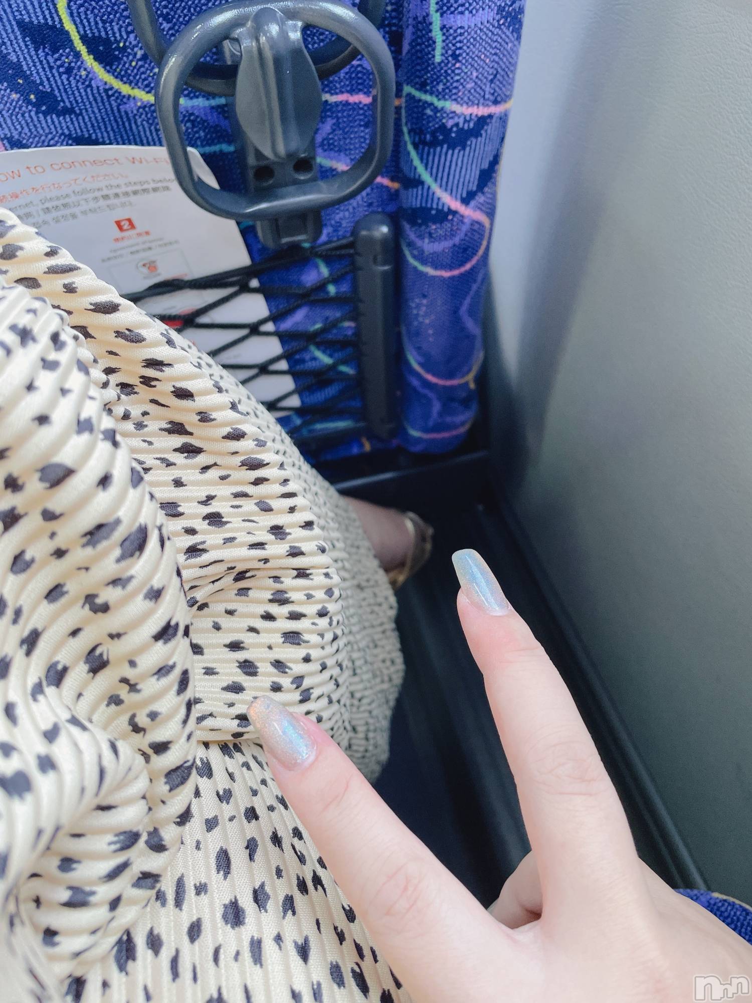 上越人妻デリヘル上越最安値！奥様Deli急便(ジョウエツサイヤスネ！オクサマデリキュウビン)激レア単発「出勤　しゅり(26)の2024年8月25日写メブログ「やっほー！」