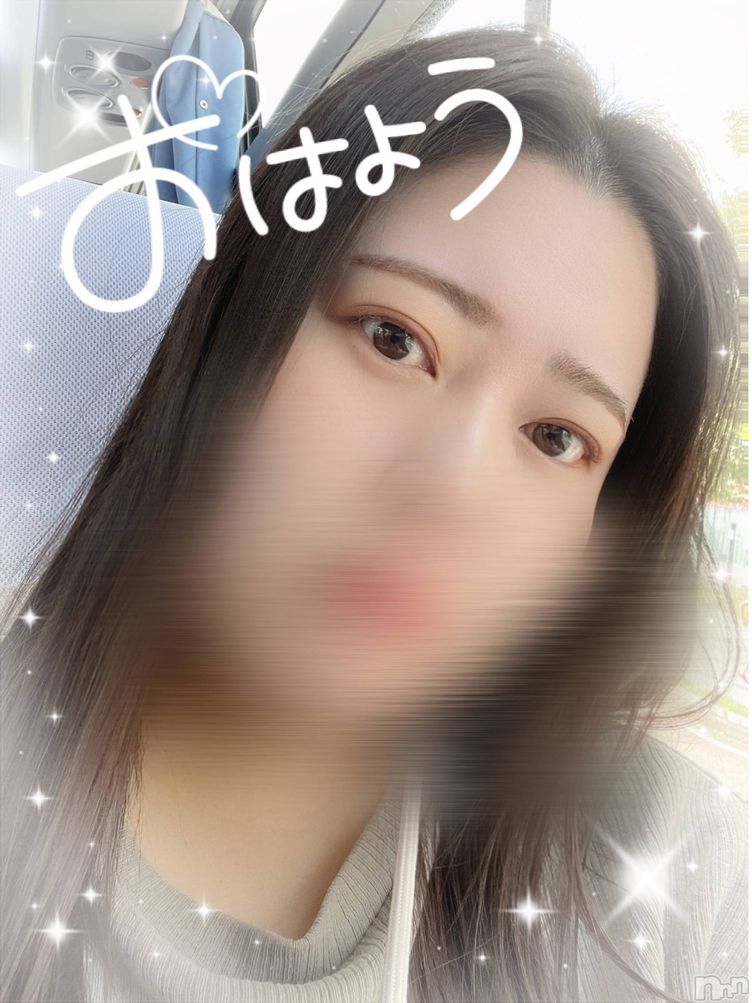 上越人妻デリヘル上越最安値！奥様Deli急便(ジョウエツサイヤスネ！オクサマデリキュウビン)激レア単発「出勤　しゅり(26)の2024年10月27日写メブログ「悩みどころ」