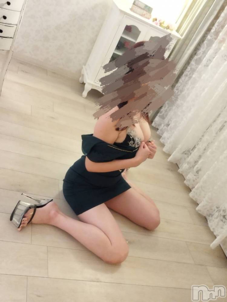 新潟デリヘルGRACE　新潟(グレース　ニイガタ) 河合(30)の10月29日写メブログ「本日満員です🙇‍♀️」