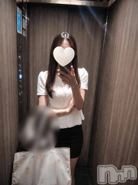 新潟デリヘルGRACE　新潟(グレース　ニイガタ) 河合(30)の8月1日写メブログ「8月だーー🌻🧡」