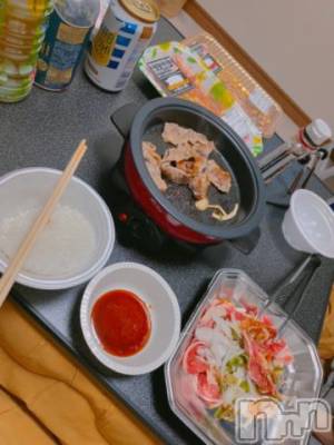 長岡デリヘル ROOKIE(ルーキー) みここ(22)の11月19日写メブログ「食べ盛り🤦」