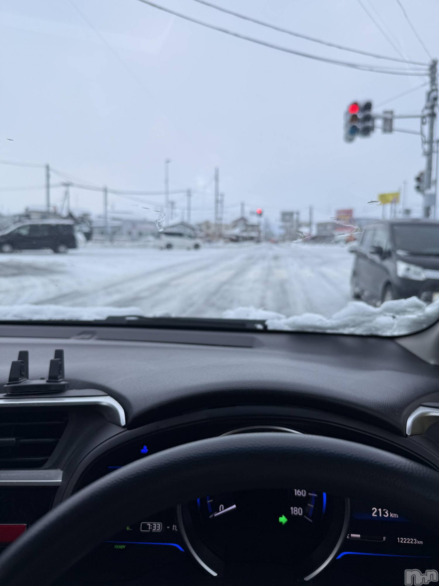 上越デリヘル上越最安値！奥様Deli急便(ジョウエツサイヤスネ！オクサマデリキュウビン)激レア単発出勤　ゆりか(28)の2026年2月1日写メブログ「ゆきですね⛄️」