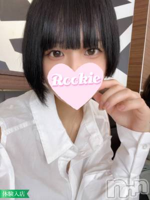りい☆黒髪清純潮吹き娘(20) 身長159cm、スリーサイズB86(D).W55.H83。長岡デリヘル ROOKIE(ルーキー)在籍。