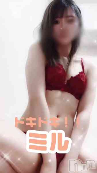 お尻フェチの動画 隠せないM気質で貴方を楽しませます💗