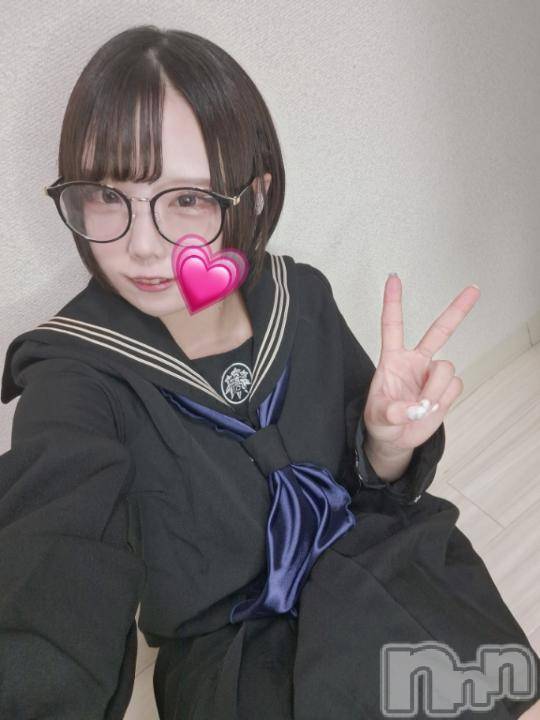 上越デリヘルわちゃわちゃ(ワチャワチャ)ゆりな☆満足度100％☆(19)の2024年10月13日写メブログ「︎🤍︎今月の出勤予定︎【個人限定イベントあり】🤍︎」