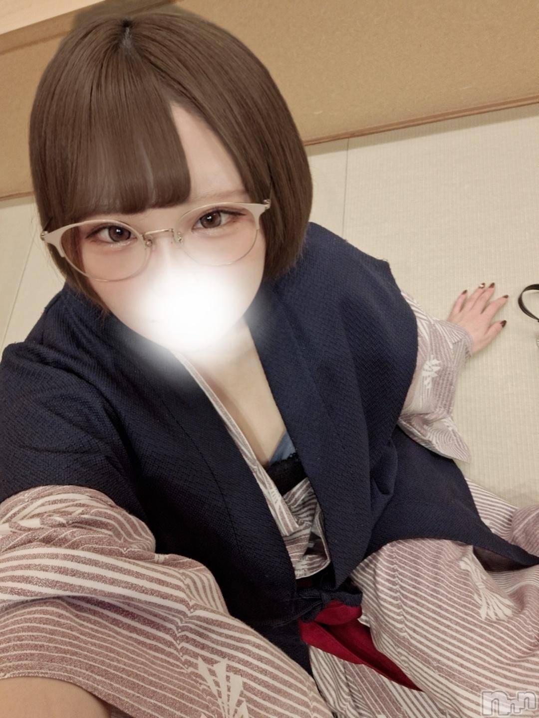 上越デリヘルわちゃわちゃ(ワチャワチャ)ゆりな☆満足度100％☆(19)の2024年10月19日写メブログ「ゆりなと旅行に行ったら確実に寝させません❌」