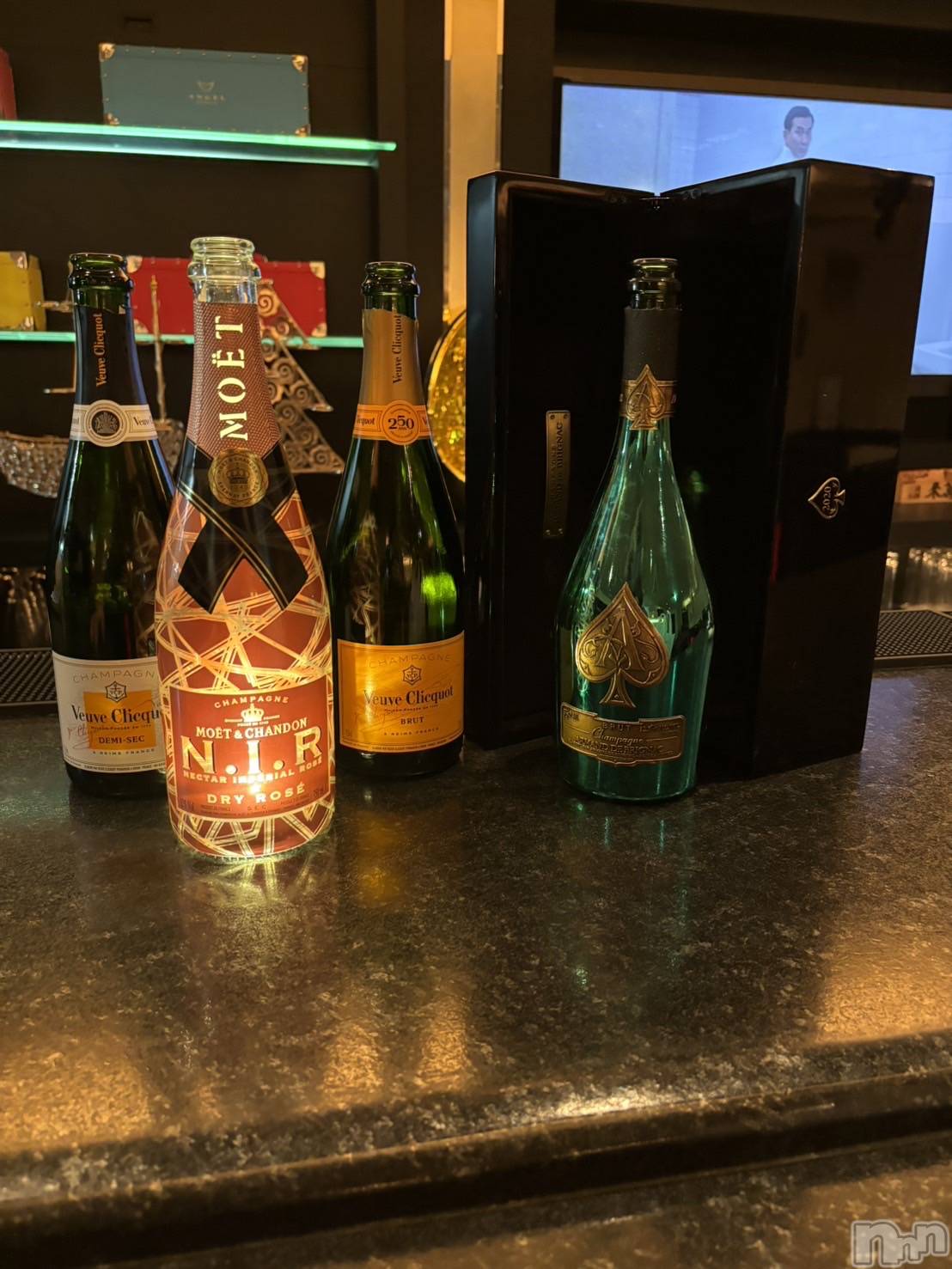 ��ˬ����Х��顦�����CLUB Red(����� ��å�) ��2024ǯ2��1���̥�֥�����🌟��