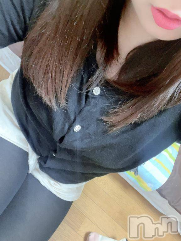 新潟人妻デリヘル新潟人妻デリバリーヘルス 下心 ～したごころ～(シタゴコロ)陽菜(ひな)奥様(31)の2025年6月7日写メブログ「週末の」