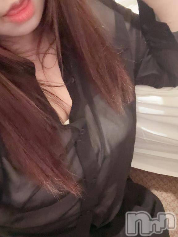 新潟デリヘル新潟人妻デリバリーヘルス 下心 ～したごころ～(シタゴコロ)陽菜(ひな)奥様(31)の2026年4月15日写メブログ「出勤しました」